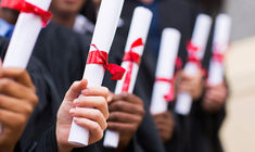 Les dipl&ocirc;mes sont-ils li&eacute;s aux valeurs morales et chr&eacute;tiennes de quelqu'un? 